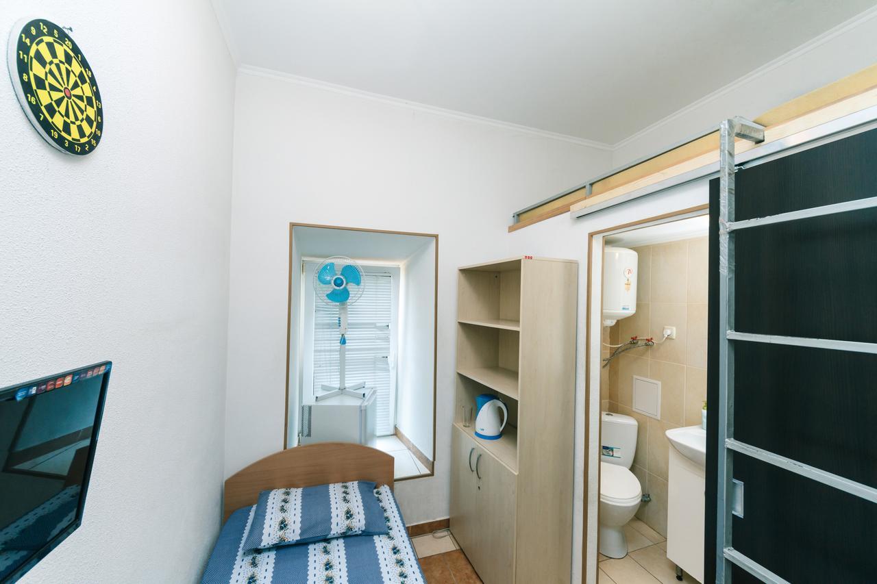 Small Room Near Independence Square Kiev Luaran gambar